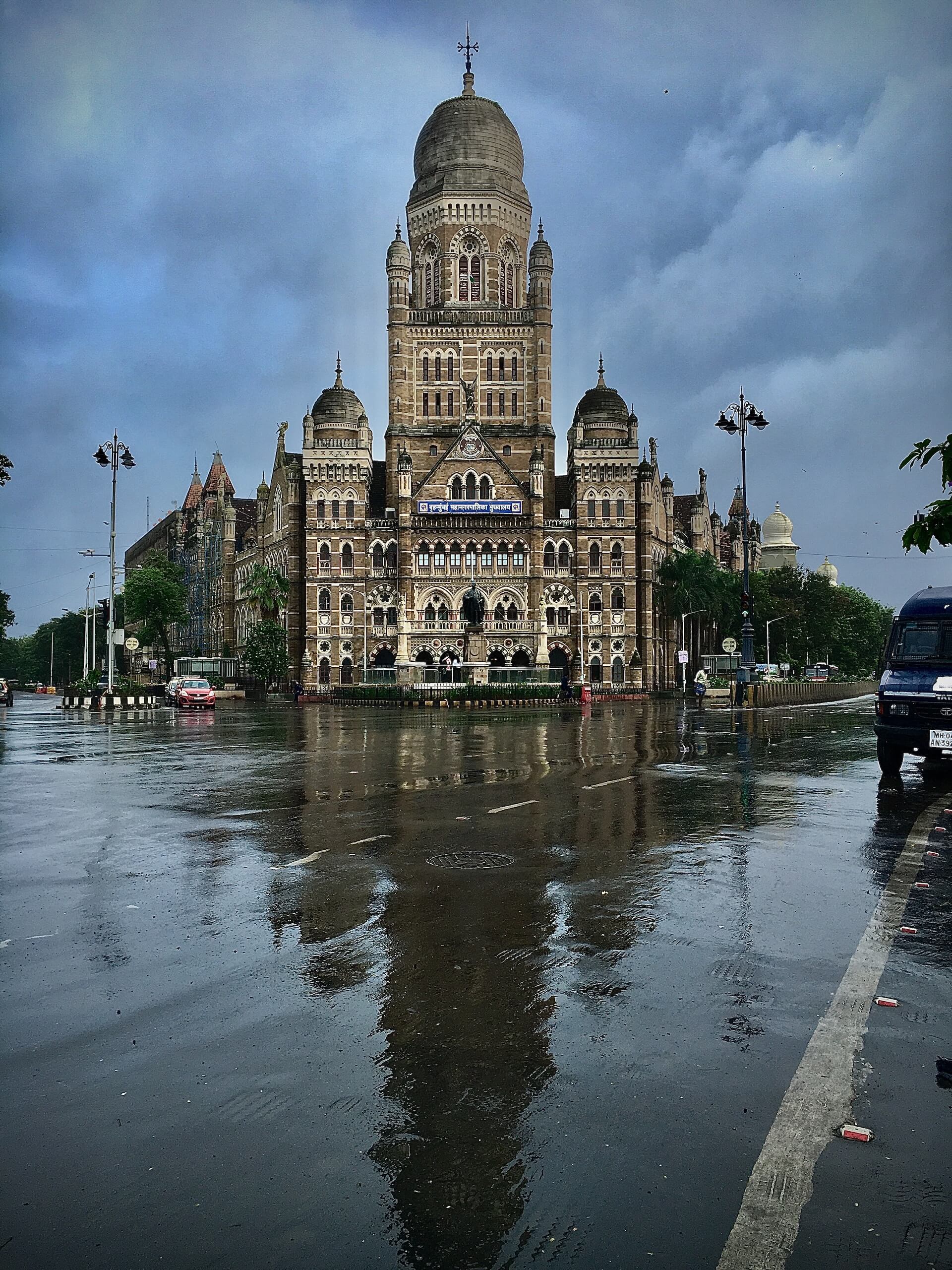 hotel-img